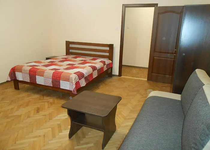 в центрі на вулиці вірменській 12 є дві спальні двуспальні ліжка Daire *